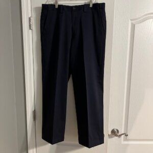 Eddie Bauer Men's Relaxed Fit Wrinkle And Stainresistant Blue Pants 34 x 29